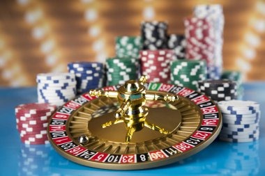 khusus 303 mobile app interface showing live casino tables and sportsbook markets